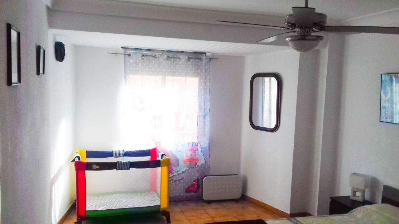 Almiserat Apartment บาเลนเซีย ห้อง รูปภาพ